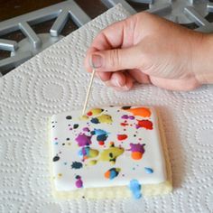 Splatoon Cake, Splatoon Party, Ideas Painting Canvas, Make Your Own Paint, Splatter Paint Canvas, Paintball Birthday, Art Themed Party, Artist Party, Tooth Pick