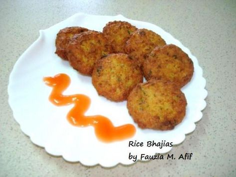 Rice Bhajias | Fauzias Kitchen Fun Street Food India, Veg Snacks, Cutlets Recipes, Mexican Corn, Snack Bites, Vegetarian Snacks, Indian Snacks, Indian Snack Recipes, Starters Recipes