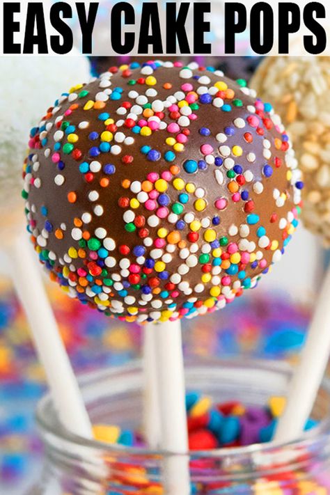 HOW TO MAKE CAKE POPS- Use this tutorial to make diy quick and easy cake pops recipe and cake balls. Made with simple ingredients with various flavors and decoration ideas. Galaxy pops, red velvet, Oreo, funfetti are great for birthday parties. From CakeWhiz. Cake Diy Easy, Cake Pop Flavors, Cake Pops Recipe, Cake Pop Recipe Easy, Make Cake Pops, Party Snacks Easy, Cakes To Make, Cake Ball, Chocolate Cake Pops