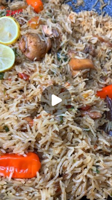 Zarri Foods on Instagram: "Kis City Se Daikh Rhy Ap☺️? | My Most Viral Juicy Yakhni Pulao  .  .  Ingredients:📝  For Yakhni:  ▶️ 1 Kg Rice ▶️ Half Kg Chicken  ▶️ 1 Medium Onions ▶️ 1 Inch Piece Ginger ▶️ 6-7 Garlic Cloves ▶️ 1 Tbsp Zeera  ▶️ 1 Tbsp Coriander  ▶️ 1 Inch Piece Cinnamon  ▶️ 2 Black Cardamom ▶️ 1 Tbsp Fennel Seeds ▶️ To Taste Salt ▶️ As Required Water  For Pulao:  ▶️ 1 Large Onion ▶️ As Required Oil ▶️ 1 Tbsp Ginger Paste ▶️ 1 Tbsp Garlic Paste ▶️ 1 Tbsp Green Chili Paste ▶️ 2 Tomatoes ▶️ To Taste Salt ▶️ 2 Tsp Chili Powder ▶️ 2 Tsp Black Pepper Powder ▶️ 2 Tsp Coriander Powder  Follow ▶️ @zarrifoods .  . . . . . . . . . . . . #yakhnipulao  #chickenpulao #pulao #pulaorecipe #pulaorice #pulaolovers #ricelover #zarrifoods  #viralreels #reelsinstagram #reelitfeelit❤️❤️ #zarifood Yakhni Pulao Chicken, Yakhni Pulao, Pulao Rice, Basil Fried Rice, Chicken Pulao, Peri Chicken, Black Cardamom, Ginger Paste, Peri Peri Chicken