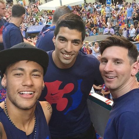 Messi, Neymar and Suarez - FC Barcelona Neymar, Twitter