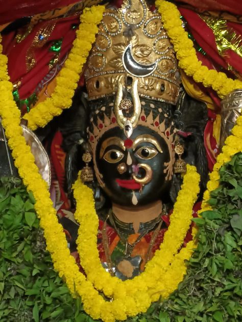 Maa Mangala Hd Image, Maa Mangala, Good Morning Nature Quotes, Shree Jagannath, Buddhism Wallpaper, Green Nature Wallpaper, God Venkateswara Images Hd Wallpaper, Art Deco Artwork, Maa Kali