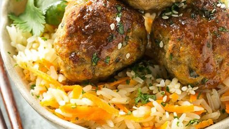 A QUICK + EASY WEEKNIGHT MEAL Eating Once A Day, Asian Turkey Meatballs, Low Carb Salad Dressing, Carrot Rice, Bear Diet, Eat Like A Bear, Cilantro Lime Vinaigrette, Asian Meatballs, Different Salads