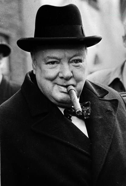 Winston Churchill Photos, Famous Cigars, Cuba History, Winston Churchill Quotes, British Prime Ministers, Chur, Historical Facts, Winston Churchill, Bill Gates