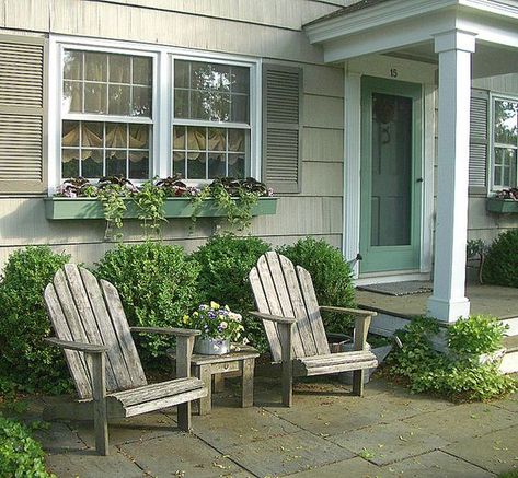 Front Yard Patio, Front Yards Curb Appeal, Courtyard Landscaping, Small Front Yard Landscaping, Stone Patio, Small Front Yard, Front Yard Design, Front Porch Ideas Curb Appeal, Front Landscaping