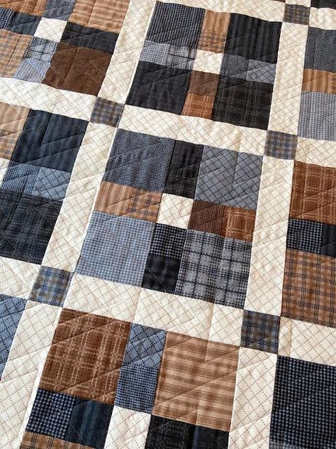 Flannel Quilt Patterns, Farmhouse Quilts, Flannel Quilts, Scrappy Quilt Patterns, Fat Quarter Quilt, Plaid Quilt, Scrap Quilt Patterns, Lap Quilts, Patchwork Quilt Patterns