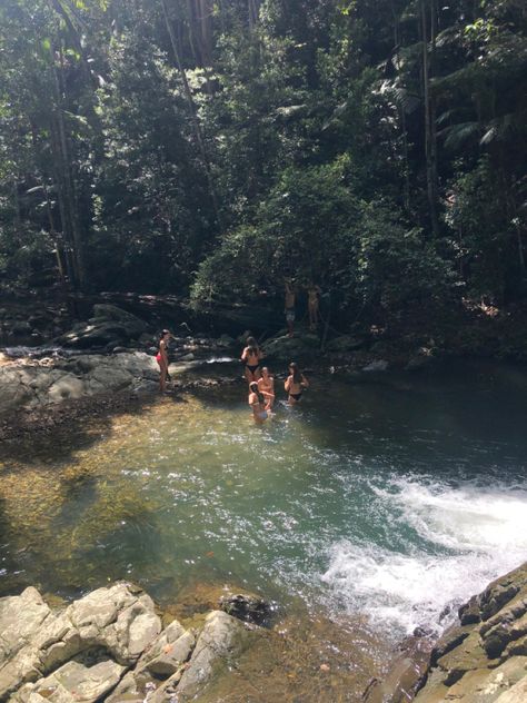 Nz Summer Aesthetic, Australian Girl Aesthetic, Australian Christmas Aesthetic, Australian Summer Aesthetic, Australian Camping, Summer Aussie, Australian Aesthetic, Summer Aesthetic Friends, Summer Core