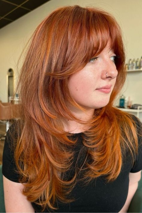 Light Copper Brown Hair With Curtain Bangs Brown Hair With Curtain Bangs, Light Copper Brown Hair, Light Copper Brown, Light Copper Hair, Copper Brunette, Hair For Fall, Ginger Hair Girl, Shag Bob, Fringe Light