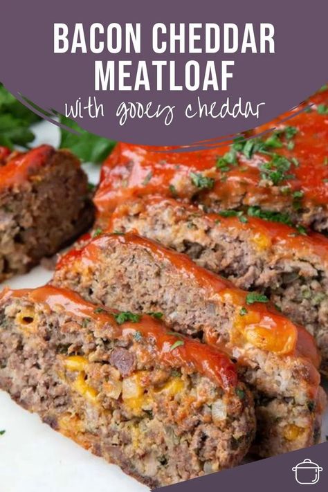 Bacon Cheddar Meatloaf, Cheddar Meatloaf, Meatloaf Side Dishes, Bacon Meatloaf, Cheese Stuffed Meatloaf, Parmesan Chips, Future Chef, Good Meatloaf Recipe, Classic Meatloaf