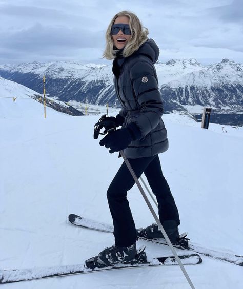 Elsa Hosk Outfits, Ski Aesthetic, Super Rich Kids, Ski Holidays, St Moritz, Ski Season, Elsa Hosk, Skiing Outfit, February 1