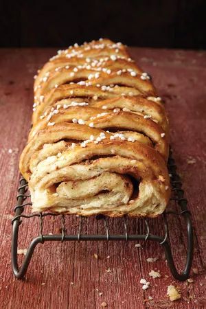 Swedish Cinnamon-and-Cardamom Bread Cardamom Bread Recipe, Fall Bread Recipes, Cardamom Recipe, Coffee Bread, Coffee Snacks, Norwegian Food, Scandinavian Food, Sweet Coffee, Swedish Recipes