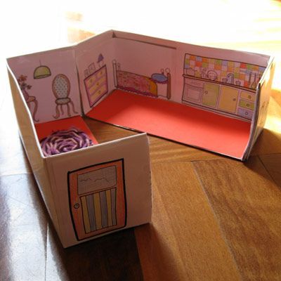 Free printable to make this shoebox dollhouse - and inhabit it with the loo-roll people! Shoebox Dollhouse, Christmas Child Shoebox Ideas, Operation Shoebox, Christmas Shoebox, Shoe Box Crafts, Operation Christmas Child Boxes, Operation Christmas Child Shoebox, Operation Christmas, Operation Christmas Child