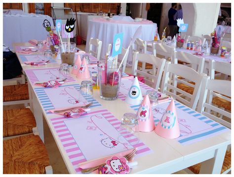 Table decor! Hello Kitty Birthday Table, Table Decor Birthday Party, Table Decor Birthday, Party Cat, Decor Birthday Party, 1st Birthday Themes, Kitty Party, Hello Kitty Party, Hello Kitty Birthday