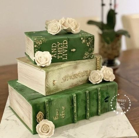 Book Wedding Cake Ideas, Book Themed Birthday Cake, Fairytale Cupcakes, Book Themed Cake, Book Wedding Cake, Library Cake, Book Themed Party, Book Themed Wedding, Birthday Cake Decorating Ideas