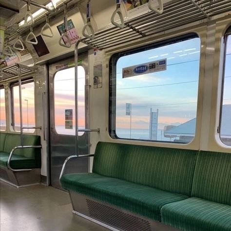 Japanese Lighting, Japanese Train, Abandoned Detroit, Japan Train, Bg Design, Subway Train, Aesthetic Japan, Train Car, Matte Painting