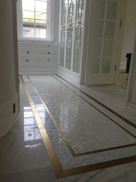 Bath Tile Design, Inlay Flooring, Pearl Tile, Mosaic Inlay, Floor Tile Design, Bath Tiles, Room Tiles, White Rooms, Beautiful Bathrooms