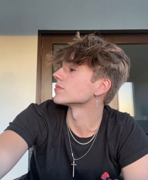 Bryce Parker, Boy Haircut, Boy Cuts, Boys Haircuts, Ear Piercings, Dog Tag Necklace, Tik Tok, Profile Picture, Cross Necklace