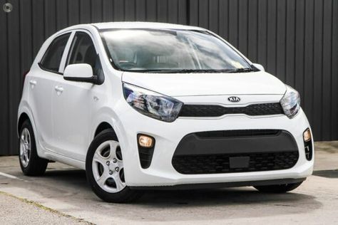 Fuel Efficient Cars, First Cars, Ad Car, Dream Vision Board, Kia Picanto, Car Service, Free Ads, Toyota Prius, First Car