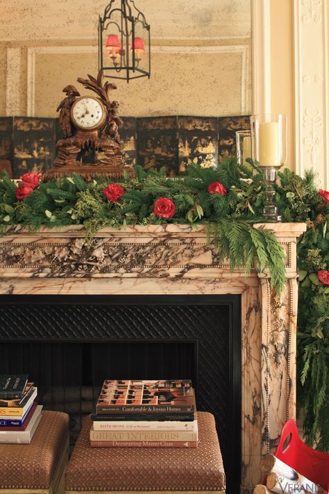 INTERIOR DESIGN BY ALESSANDRA BRANCA - Veranda.com Christmas Decorations Red, James Farmer, Winter Floral Arrangements, Christmas Mantel Decorations, Elegant Table Settings, Have Inspiration, Christmas Time Is Here, Christmas Mantels, Mantel Decorations