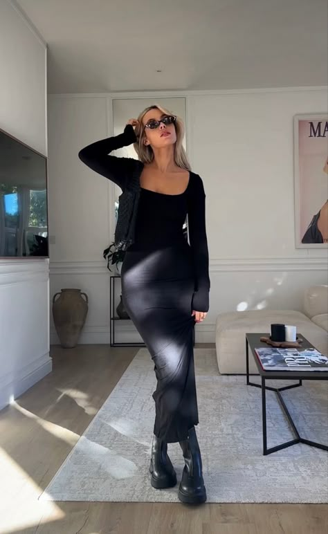 Maxi Dresses 2023, Long Skirt Looks, Long Sleeve Dress Outfit, Black Maxi Dress Outfit, 2023 Fall Fashion, Long Sleeve Black Maxi Dress, Maxi Dress Winter, Bodycon Dress Casual, Dress Trendy