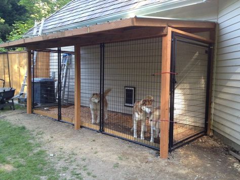 We made an inside outside dog kennel! Just amazing work!! The dogs <3 their new home! (It goes into a kennel in the garage) Dog Kennel And Run, Dog Pens, Diy Dog Kennel, Outside Dogs, Dog Spaces, Dog Yard, Dog Pen, Large Dog Crate, Dog House Diy