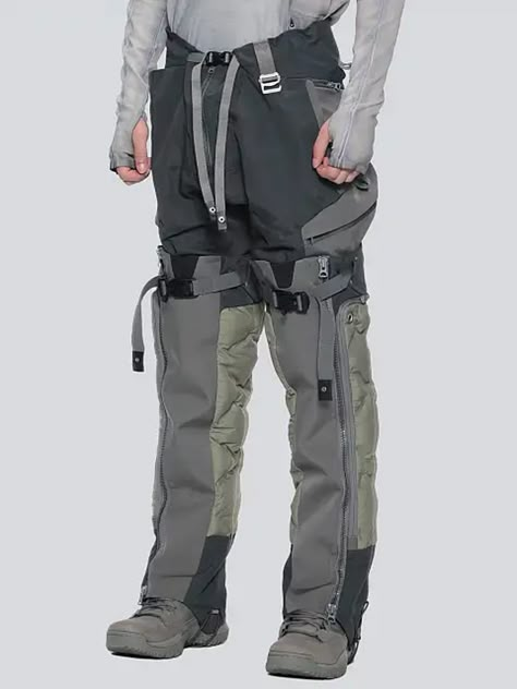 Cold Weather Men Outfit, Space Clothes, Mens Techwear, Cold Weather Clothing, Sci Fi Clothing, Extreme Cold Weather, Military Gear Tactical, Sci Fi Fashion, Space Fashion