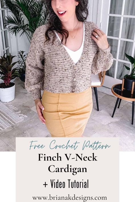 Fall in love with the simplicity and versatility of the V-Neck Crochet Cardigan Pattern. This one-piece construction features adjustable length and only two seams. Includes a video tutorial! Crochet Mitts, Knitted Washcloth Patterns, Crochet Sweater Free, Crochet Cardigan Pattern Free, Simple Tank Tops, Crochet Sweater Pattern Free, Classic Cardigan, Crochet Cardigan Pattern, Sweater Crochet Pattern