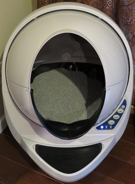 Litter-Robot Open Air litter box review Cat Evolution, Hidden Laundry Rooms, Ikea Cat, Hiding Cat Litter Box, Diy Litter Box, Litter Robot, Self Cleaning Litter Box, Cat Litter Box Enclosure, Cleaning Litter Box