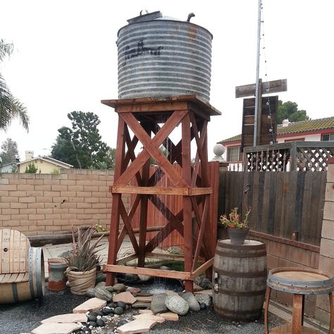 Whiskey Barrel Fountain Ideas, Whiskey Barrel Water Feature, Whiskey Barrel Fountain, Junk Decor, Barrel Fountain, Fountain Outdoor, Windmill Water, Barrel Projects, Water Barrel