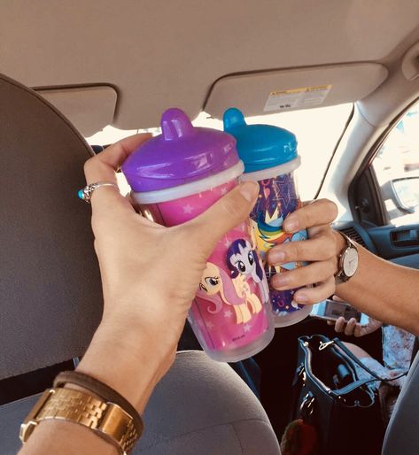 No one questions what’s in a sippy cup #vodkarainbows Sippy Cup Aesthetic, Age Reg, Cup Aesthetic, Dragon Drawings, Friend Stuff, Hippie Vibes, Easy Diy Art, Sippy Cup, Baby Time