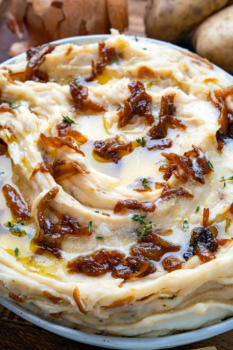 Caramelized Onion Mashed Potatoes, Recipes With Carmelized Onion, French Onion Recipes, French Onion Potatoes, Onion Mashed Potatoes, Closet Cooking, Mash Potatoes, French Onion Dip, Potato Recipes Side Dishes