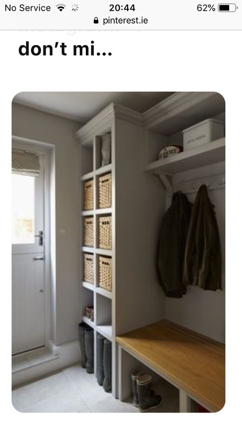 Traditional Mudroom, Boot Room Utility, Vstupná Hala, Utility Room Designs, Mudroom Decor, Mudroom Laundry Room, Mud Room Storage, Mudroom Design, Casa Country