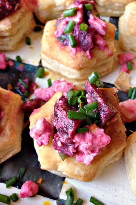 Puff Pastry Beet and Feta Cups | reluctantentertainer.com Pink Savory Food Ideas, Pink Appetizers For Party, Pink Pastries, Pink Appetizers, Pink Treats, Savoury Snacks, Tea Food, Pink Food, Pink Foods