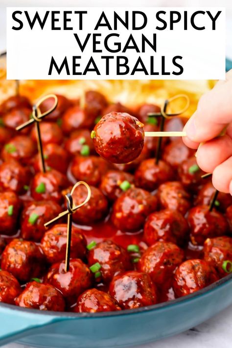 Vegan Cocktail Meatballs, Vegan Meatball Sauce, Easy Vegan Meatballs, Tvp Meatballs Recipe, Fake Meat Recipes, Gluten Free Vegan Appetizers, Vegan Appetizers Finger Foods, Vegetarian Appetizers For Party, Walnut Meatballs