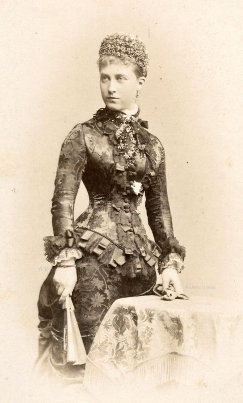 Queen Victoria's Oldest Granddaughter, Princess Charlotte of Prussia, Oldest Daughter Of Princess Victoria Charlotte Of Prussia, Victoria Princess Royal, 1880 Fashion, Queen Victoria Children, German Royal Family, 1889 Fashion, Royal Photography, Bustle Dress, German Empire