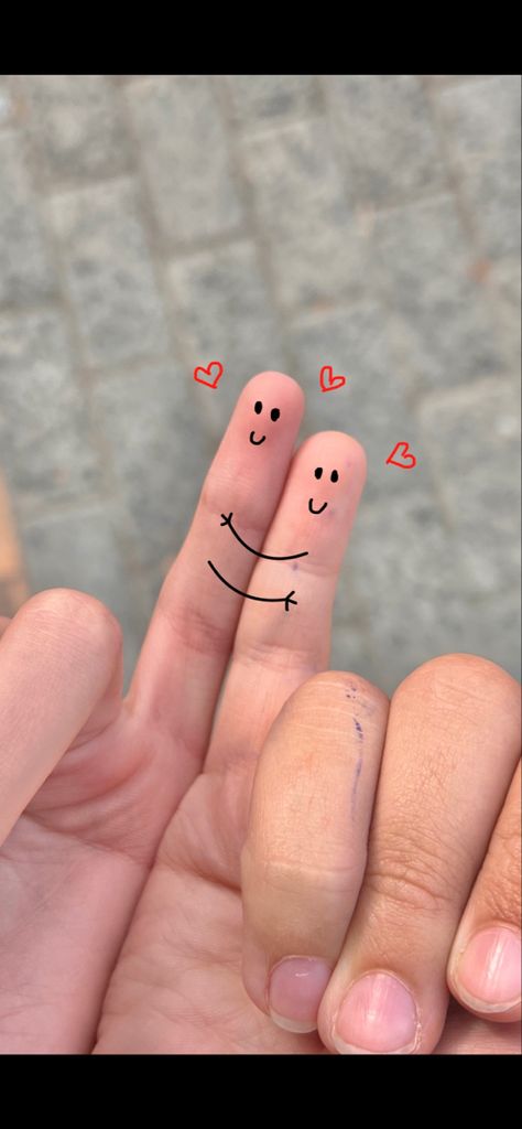 Love Wallpaper Couple Hand, Couple Hand Pic Ideas, Finger Emoji, Handprint Painting, How To Draw Fingers, Hand Wallpaper, Finger Art, Couple Hands, Love Wallpapers Romantic