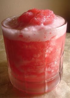 Rhubarb Slush, Slush Recipes, Sugar Free Jello, Rhubarb Desserts, Summertime Drinks, Frozen Lemonade, Rhubarb Recipes, Alcohol Drink Recipes, Frozen Drinks