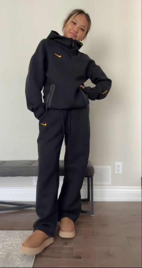 Tracksuit Baddie Outfit, Nike Women Tracksuit, Nike Nocta Tracksuit, Roots Tracksuit Outfit, Corteiz Tracksuit On Girl, Winter Outfits Tracksuit, Winter Track Outfits, Nike Tracksuits Woman, Tracksuit Outfit Aesthetic