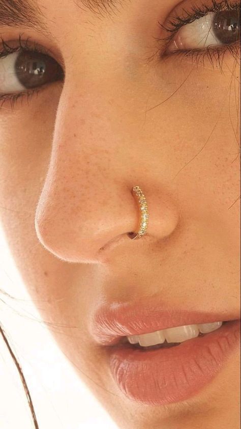 Ashlesha Thakur, Ring Nose Pin, Nose Pin Indian, Nose Ring Designs, Nose Ring Jewelry, Close Up Faces, Nose Earrings, Indian Nose Ring, Gold Nose Rings