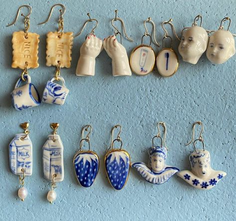 Tanah Liat, Keramik Design, Ceramic Earring, Ceramics Pottery Art, Clay Jewelry Diy, Funky Jewelry, Polymer Clay Charms, Jewelry Lookbook, Diy Clay Crafts