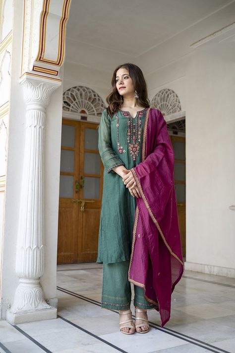 Bottle Green Hand Embroidery Kurta Palazzo with Chanderi Dupatta Set – Dvibgyor Embroidery Kurti Design, Hand Embroidery Kurti, Embroidery Kurta, Embroidery Kurti, Chanderi Dupatta, Hand Embroidery Dress, Long Kurti Designs, Kurti Embroidery Design, Pakistani Dresses Casual