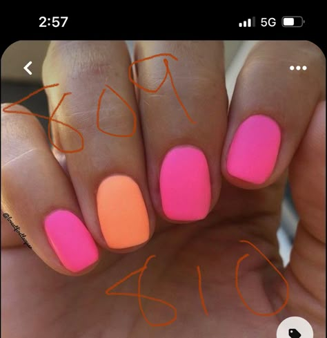 Colorful Nail Designs, Get Nails, Neon Nails, Nail Polish Designs, Dipped Nails, Powder Nails, Holiday Nails, My Sister, Beauty Nails