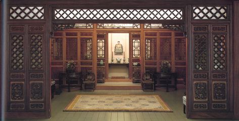 Chinese hall Chinese Interior Traditional, Red Living Room Color Scheme, Traditional Chinese Interior Design, Chinese Home Design, Traditional Chinese Interior, U Shaped House Plans, Traditional Chinese House, Chinese Interior Design, U Shaped Houses