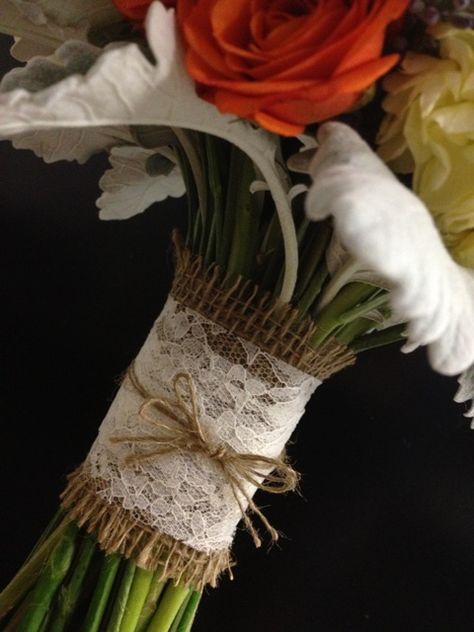 Bridal Bouquet handle wrapped with Burlap and Lace and a bow of twine Simple Bridal Bouquet, Bridal Bouquet Handle, Burlap Bouquet, Unique Bridal Shower Invites, Lace Bouquet, Kate Spade Bridal Shower, Bridal Party Bouquets, Bridal Shower Decorations Diy, Simple Bride