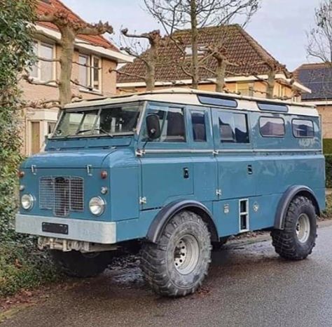 Land Rover 88, Best Pickup Truck, 6x6 Truck, Land Rover Models, Overland Vehicles, Terrain Vehicle, Expedition Vehicle, Land Rover Series, Land Rovers