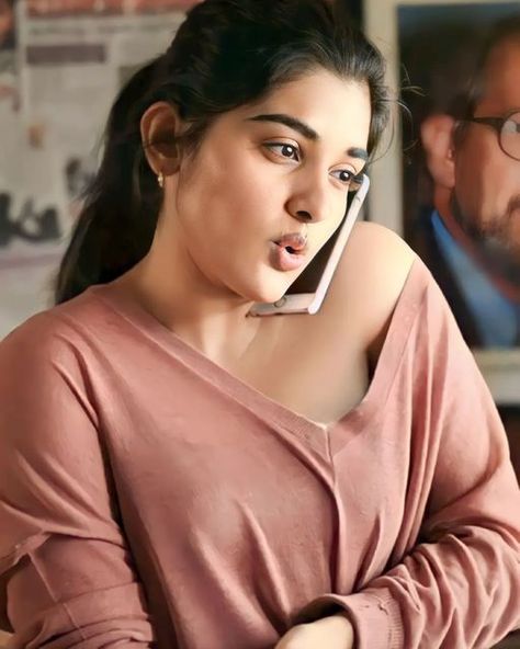 Nivetha Thomas Hd Pics, Nivetha Thomas, Dirty Jokes Funny, Beautiful Dresses For Women, Hottie Women, Indian Actress Hot Pics, Beautiful Smile Women, Pretty Songs, India Beauty