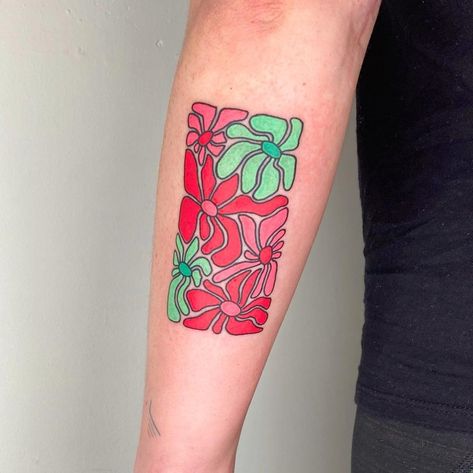 🦐 Kat 🦐 on Instagram: “Groovy flowers for Jane from the MAPS organization 🌈 So happy for what y’all do, such a pleasure to tattoo you ✌🏻” Groovy Flower Tattoo, Groovy Tattoo Ideas, Groovy Tattoo, Groovy Flowers, Healthy Bodies, Flowers Tattoo, Tattoo Font, Tattoo You, Flower Tattoos