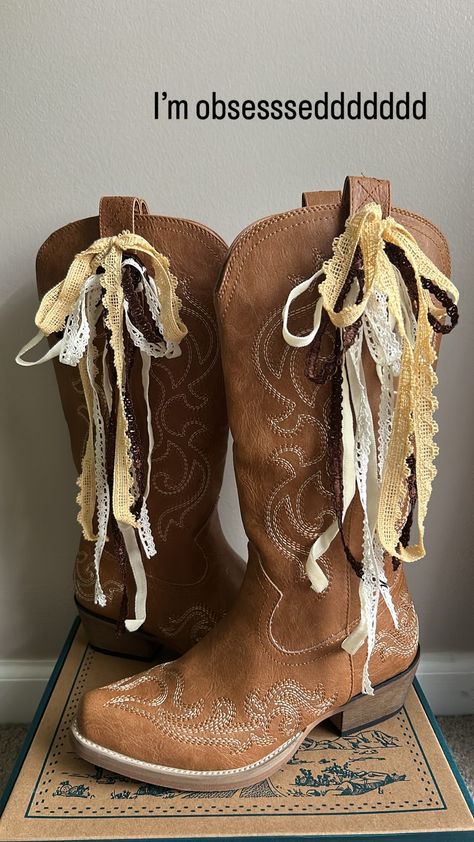 #festival #cowgirlboots #yallternative #noahkahan #emilysunseri #ribbonboots #diy #concert #indie #zachbryan Whimsigoth Cowgirl, Western Boots Festival, Diy Cowboy Boots, Western Style Embroidered Festival Boots, Vintage Cowboy Boots Aesthetic, Cowboy Boots Festival, Religious Horror, Cowgirl Festival, Vintage Cowboy Boots Concert