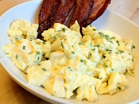 scrambled_eggs_with_chives_and_brie_plated Brie And Eggs, Eggs With Chives, Nut Free Breakfast, Hcg Phase 3, Brie Cheese Recipes, Breaking Fast, Gluten Free Breakfast Recipes, Hcg Recipes, Brie Recipes