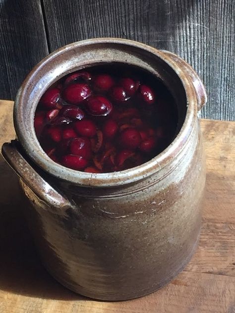 How to Make Cherry Bounce Cherry Bounce Moonshine Recipe, Cherry Bounce Recipe, Cherry Moonshine, Moonshine Mash Recipe, Boozy Cherries, Cherry Bounce, Cherry Whiskey, Old Fashioned Cherries, Italian Cherries